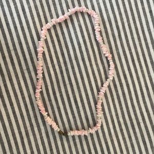 Pink stone necklace w/ pearl accent